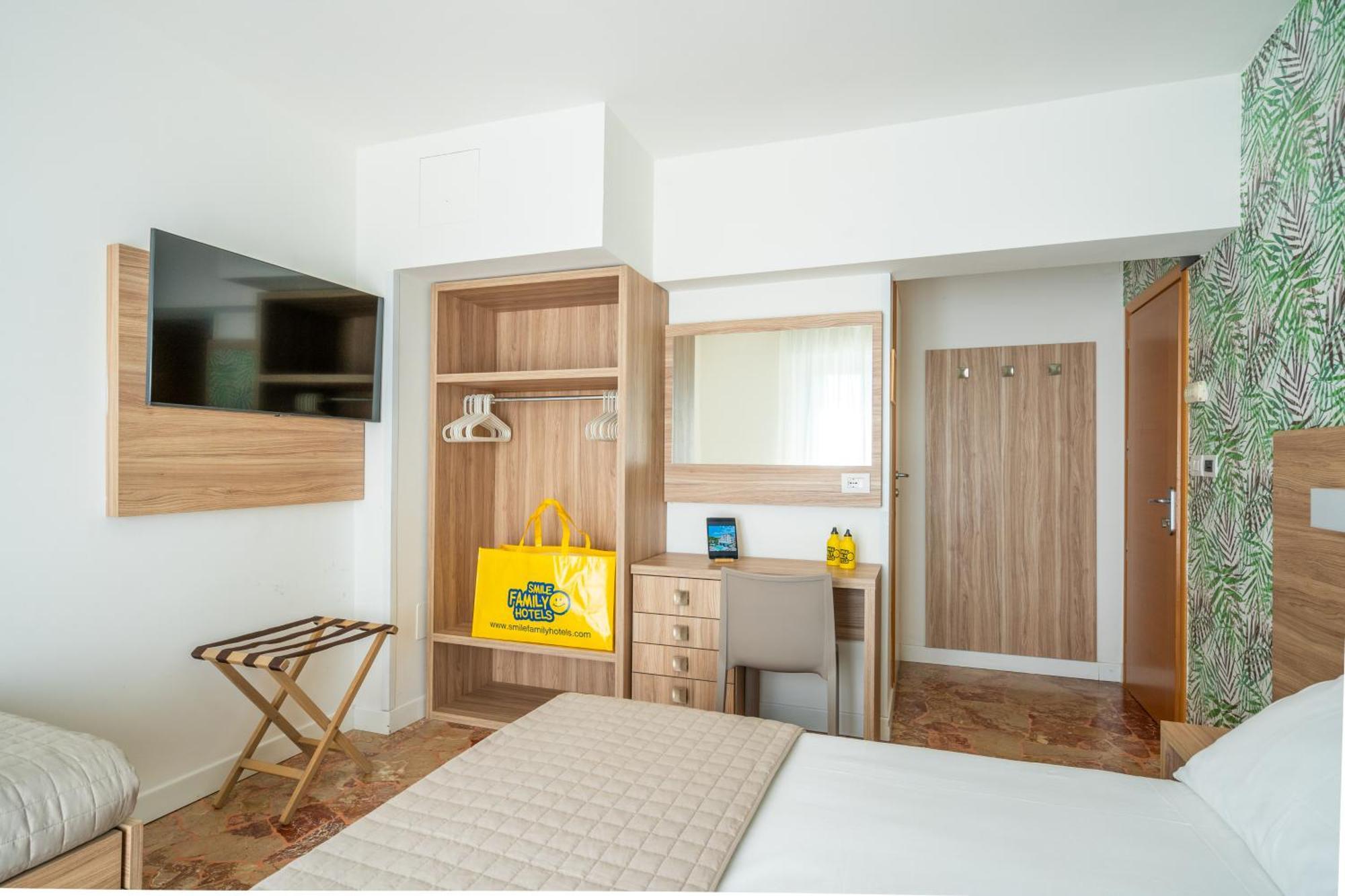 Lotus Hotel All Inclusive & Spiaggia 리미니 외부 사진