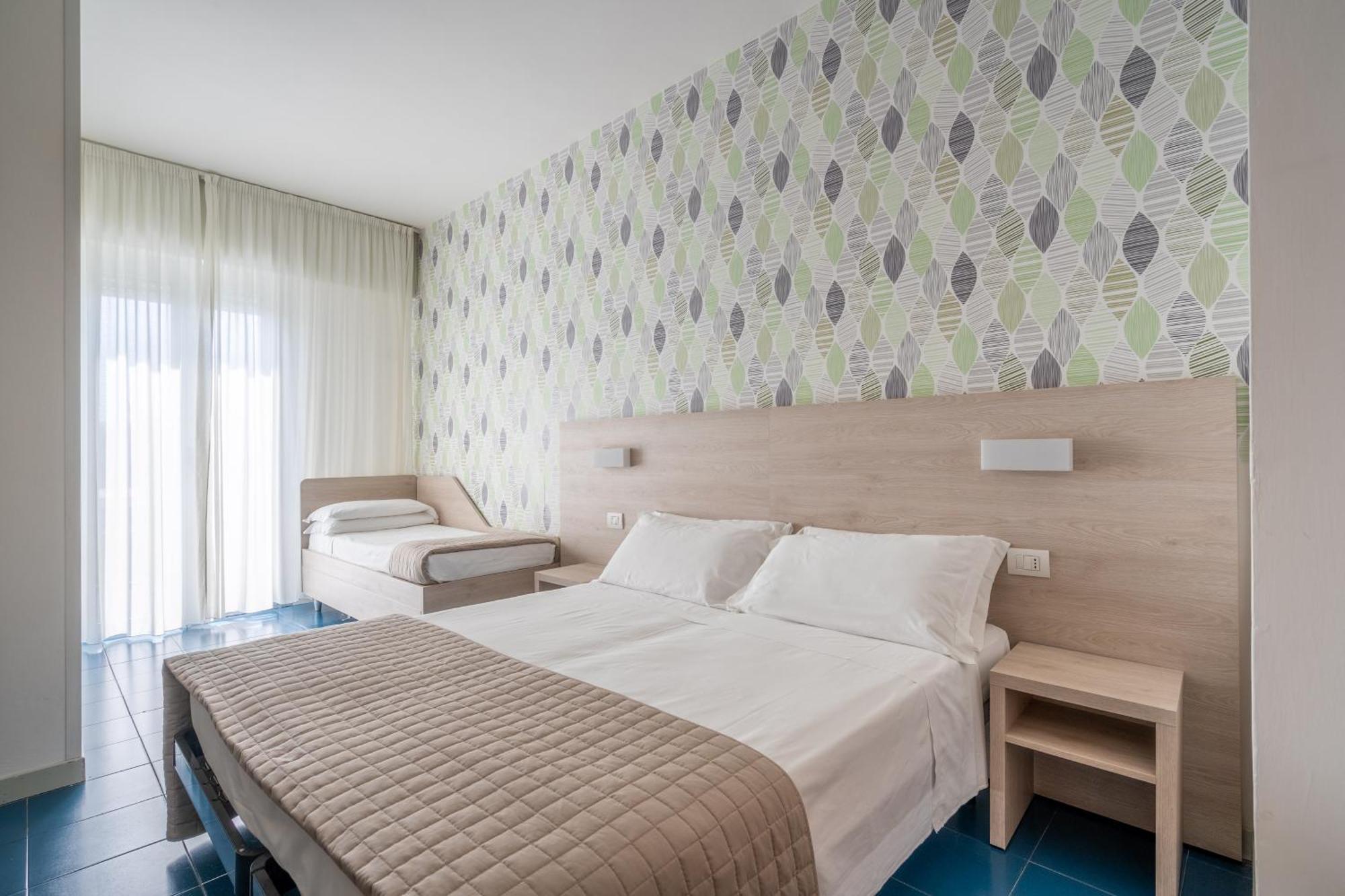 Lotus Hotel All Inclusive & Spiaggia 리미니 외부 사진