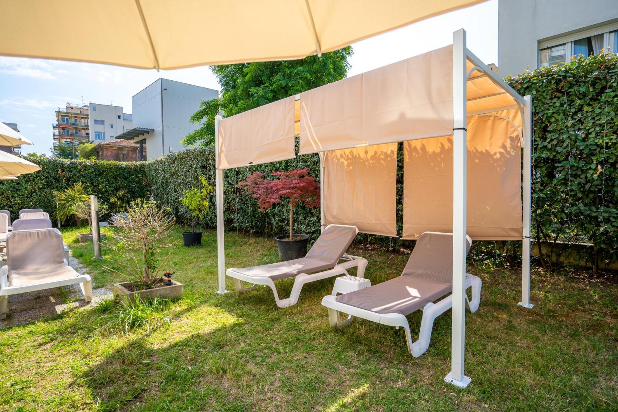 Lotus Hotel All Inclusive & Spiaggia 리미니 외부 사진