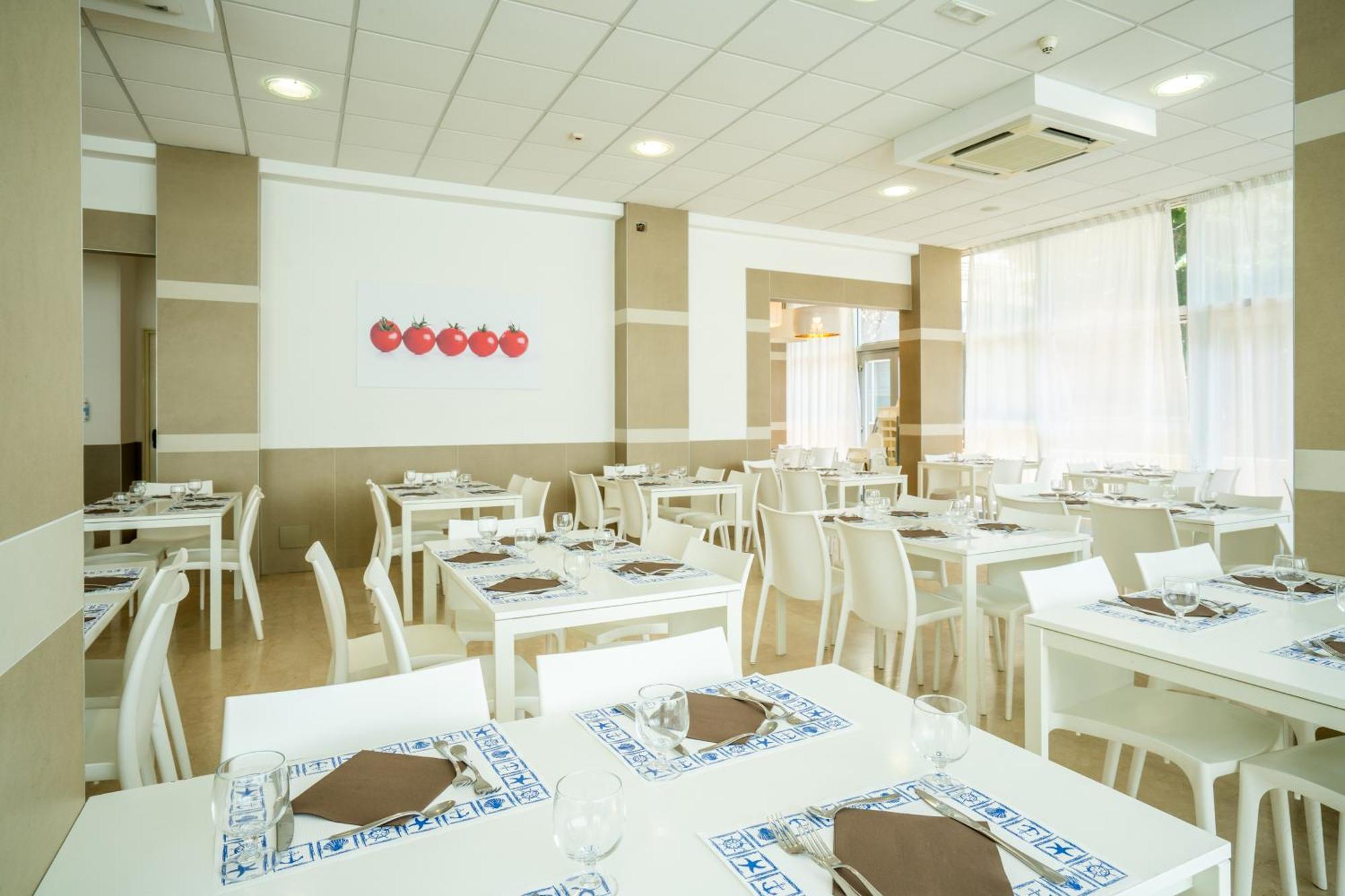 Lotus Hotel All Inclusive & Spiaggia 리미니 외부 사진