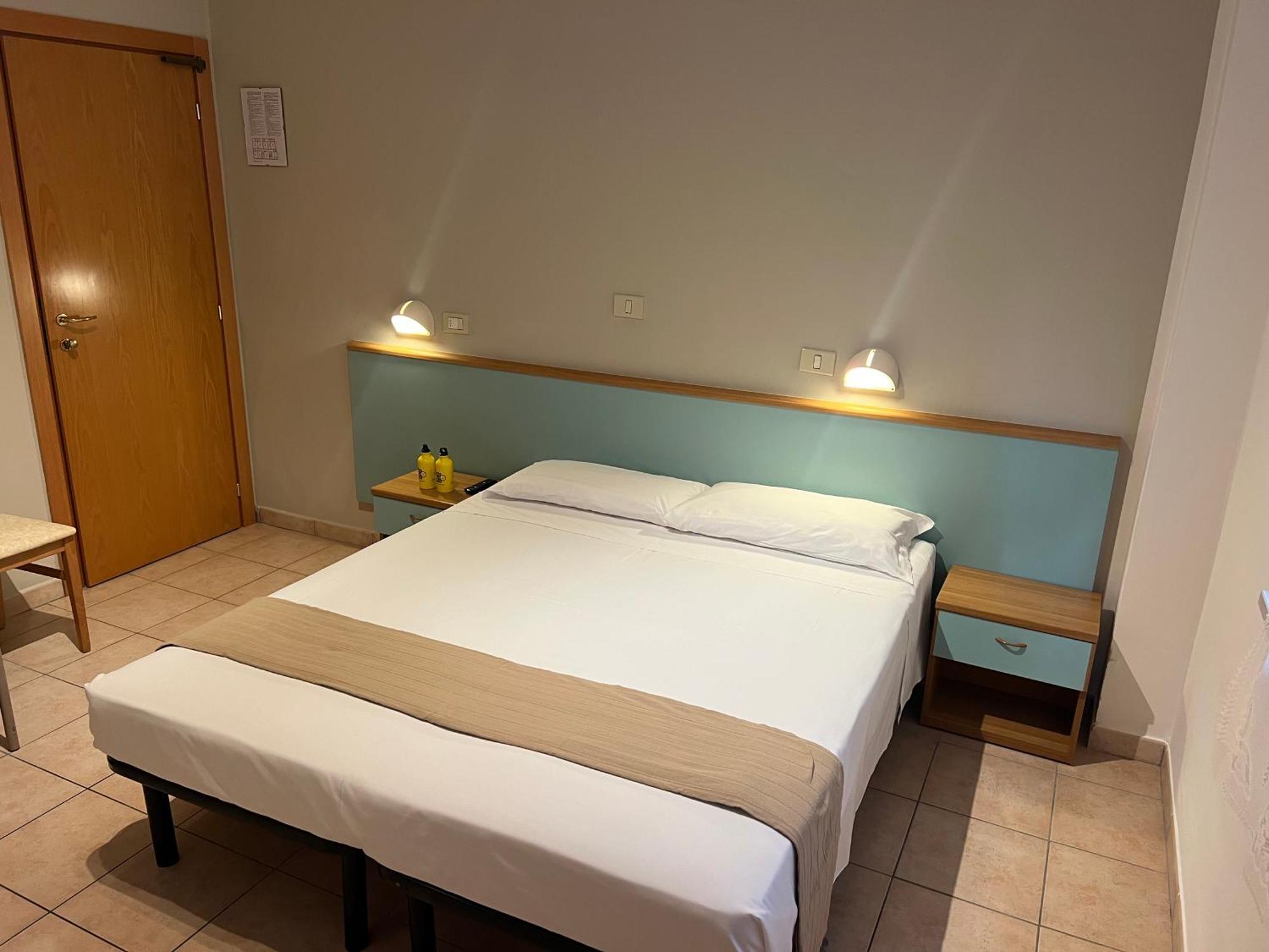 Lotus Hotel All Inclusive & Spiaggia 리미니 외부 사진